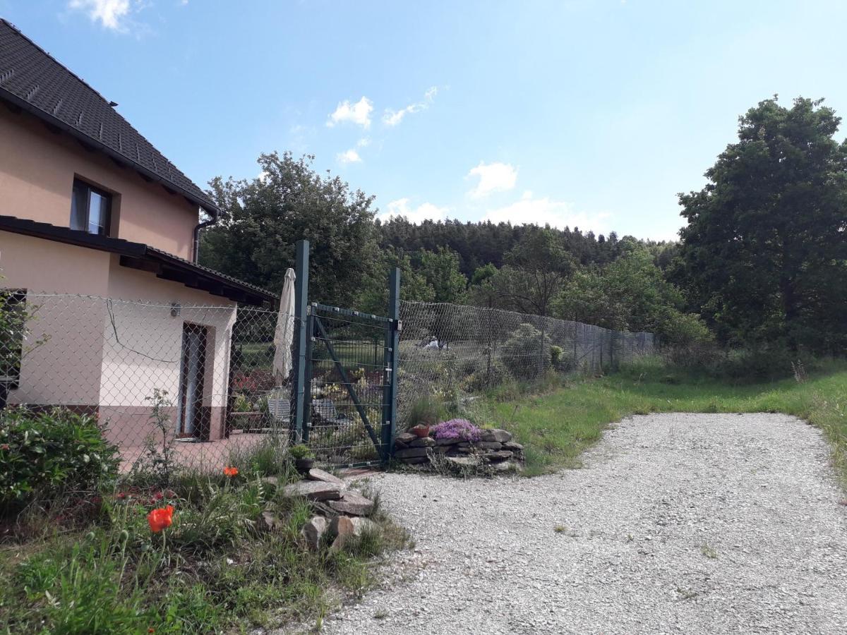 Apartman L M Каёв Экстерьер фото